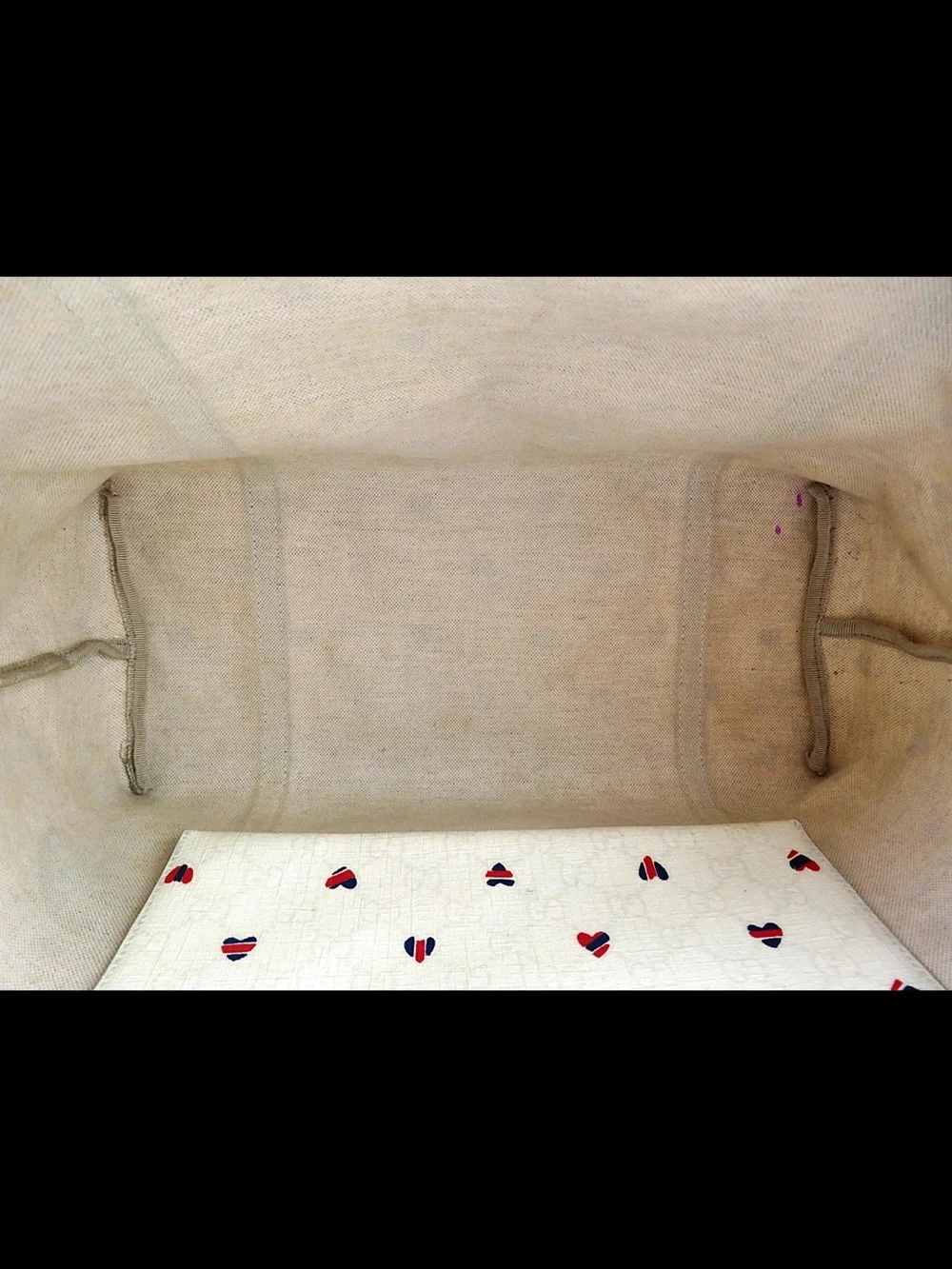 Gucci Cream Tote with Red Heart Motif